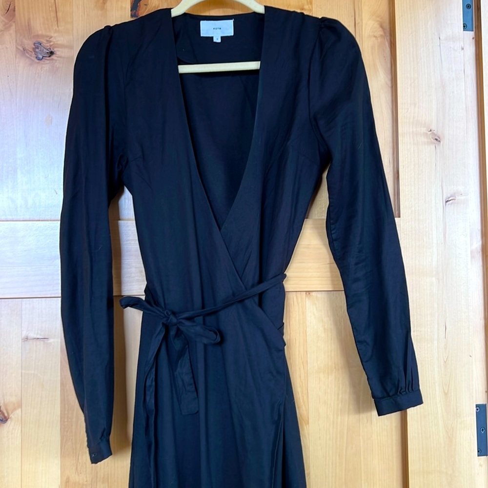 Black cotton poplin wrap dress